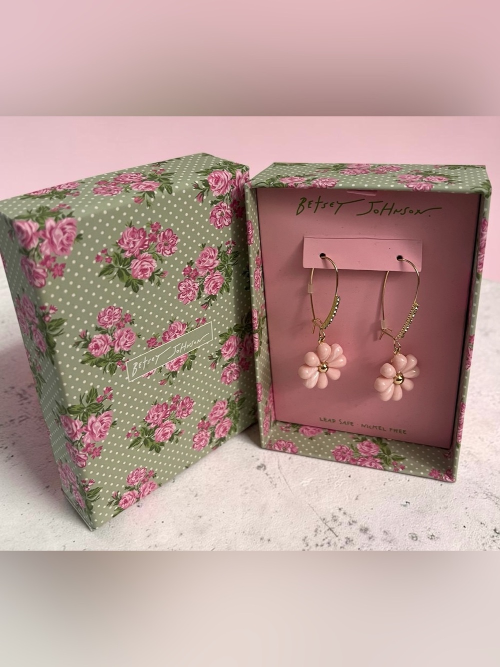 Betsey Johnson Gold tone Pink Daisy Drop Earrings - Picture 4 of 16